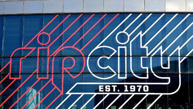 "Rip City" logo on exterior of Moda Center.