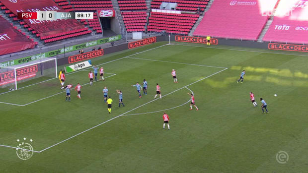 Tadić snatches dramatic late equaliser vs PSV