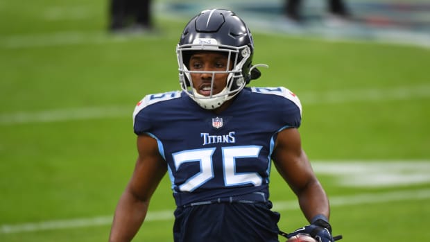 Adoree Jackson on the field during a Titans game