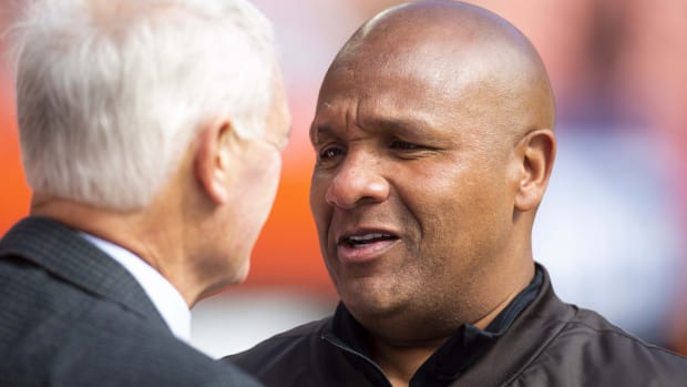 Oct 14, 2018; Cleveland, OH, USA; Cleveland Browns head coach Hue Jackson, right, talks with team owner Jimmy Haslam before the game against the Los Angeles Chargers at FirstEnergy Stadium. Mandatory Credit: Scott R. Galvin-USA TODAY Sports
