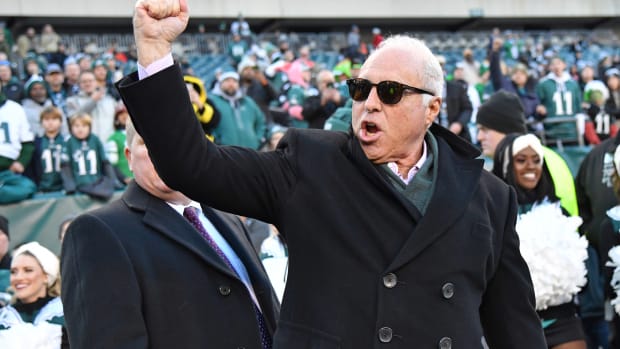 Eagles owner Jeffrey Lurie is donating $1 million to Penn Medicine to help the fight against the spread of COVID-19