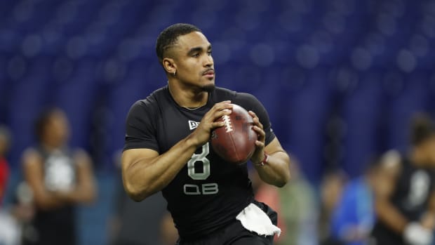 Feb 27, 2020; Indianapolis, Indiana, USA; Oklahoma Sooners quarterback Jalen Hurts (QB08) throws a pass during the 2020 NFL Combine at Lucas Oil Stadium.