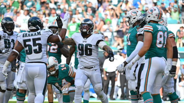 The Eagles have decided to pick the fifth-year option on defenssive end Derek Barnett's contract