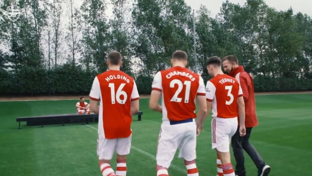 Behind the scenes at Arsenal's squad photoshoot