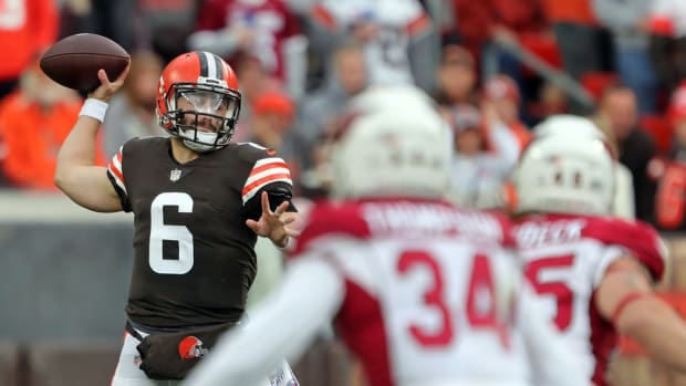Cleveland Browns quarterback Baker Mayfield (6) looks to make a pass during the first half of an NFL football game against the Arizona Cardinals at FirstEnergy Stadium, Sunday, Oct. 17, 2021, in Cleveland, Ohio. [Jeff Lange/Beacon Journal] Browns 2