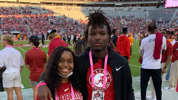 DL Kaveon Henderson at Bryant-Denny-Stadium for Alabama vs Tennessee