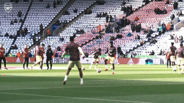Behind the scenes: Smith Rowe helps Arsenal down Leicester