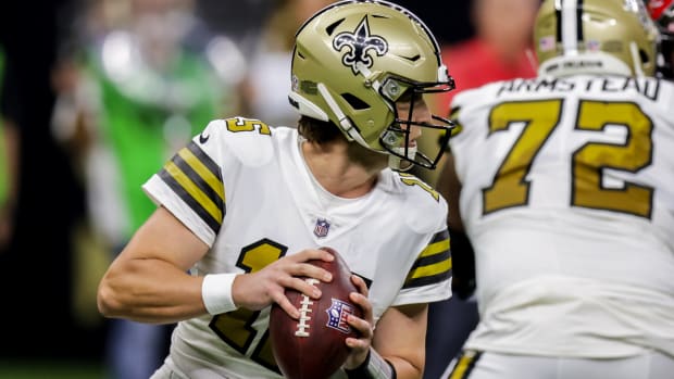 Trevor Siemien entered the Saints' game against the Buccaneers after an injury to Jameis Winston.