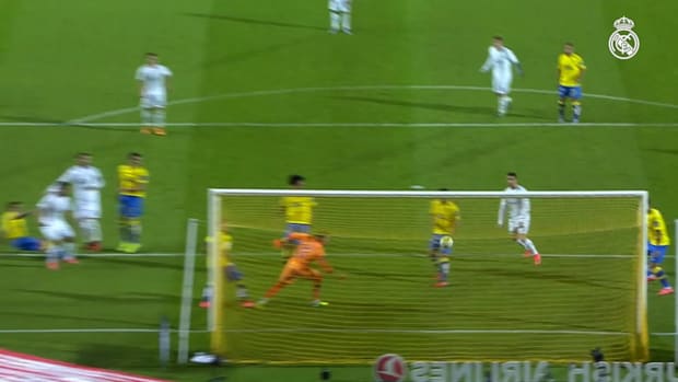 Casemiro's first goal with Real Madrid