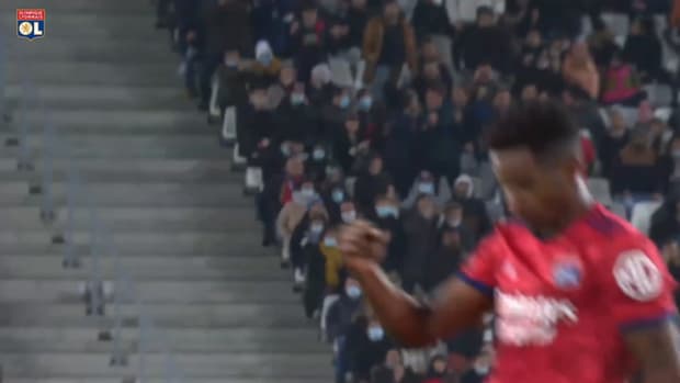 Thiago Mendes' incredible first Ligue 1 goal at Lyon