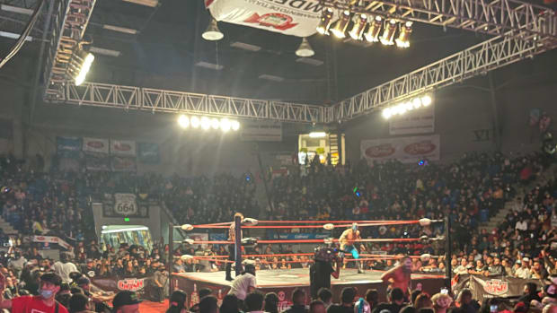 General view of a lucha libre event