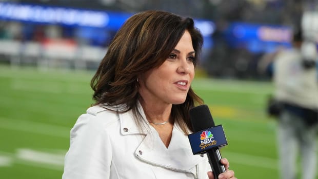 Nov 7, 2021; Inglewood, California, USA; NBC Sports sideline reporter Michele Tafoya during the game between the Los Angeles Rams and the Tennessee Titans at SoFi Stadium.
