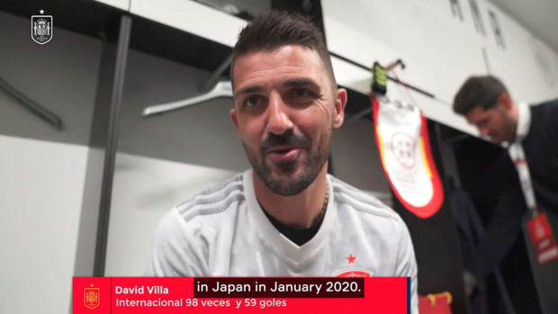 David Villa shines again with Spain