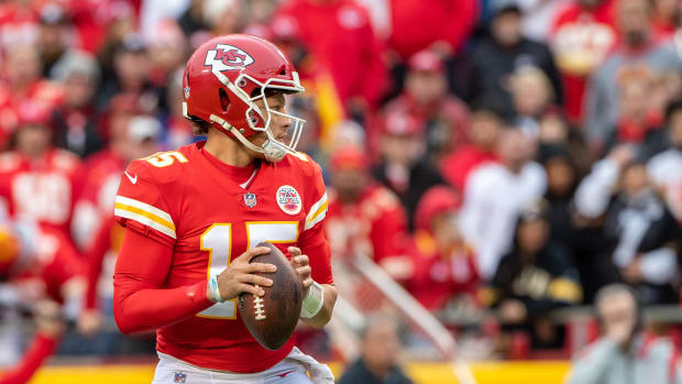 Dec 26, 2021; Kansas City, Missouri, USA; Kansas City Chiefs quarterback Patrick Mahomes (15) looks to pass against the Pittsburgh Steelers during the first half at GEHA Field at Arrowhead Stadium. Mandatory Credit: William Purnell-USA TODAY Sports