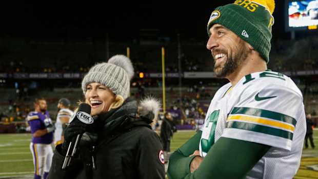 Fox's Erin Andrews and Aaron Rodgers after a Packers-Vikings game at Lambeau Field in 2015.