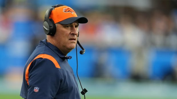 Vic Fangio coaches for the Broncos.