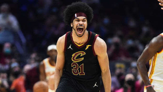 Cleveland Cavaliers center Jarrett Allen (31) celebrates after a dunk during the first half against the Atlanta Hawks.