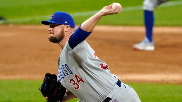 Jon Lester pitching for the Cubs.