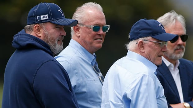 Cowboys head coach Mike McCarthy (left), EVP Stephen Jones (middle) and owner Jerry Jones.