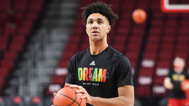 Trayce Jackson-Davis wears a "Dream" shirt in warmup to honor Martin Luther King Jr. Day.