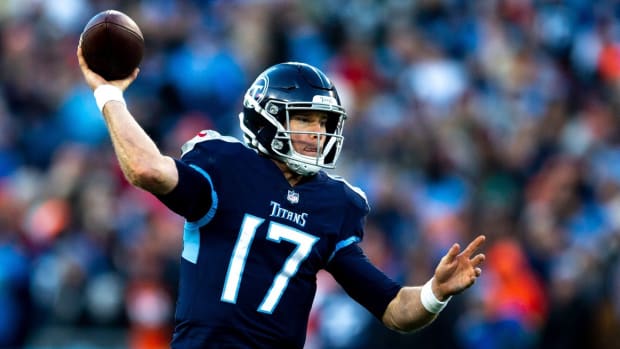 Tennessee Titans quarterback Ryan Tannehill (17) throws a pass in the second quarter during an NFL divisional playoff football game, Saturday, Jan. 22, 2022, at Nissan Stadium in Nashville, Tenn.