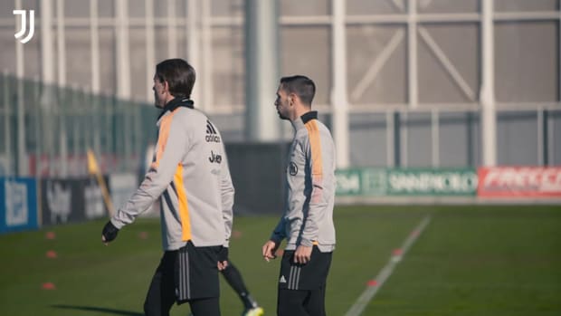 Vlahovic's first training at Juventus