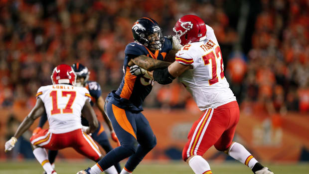 Oct 1, 2018; Denver, CO, USA; Kansas City Chiefs offensive tackle Eric Fisher (72) blocks against Denver Broncos linebacker Shane Ray (56) in the third quarter at Broncos Stadium at Mile High. Mandatory Credit: Isaiah J. Downing-USA TODAY Sports