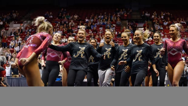 Alabama gymnastics celebrates on floor against Missouri