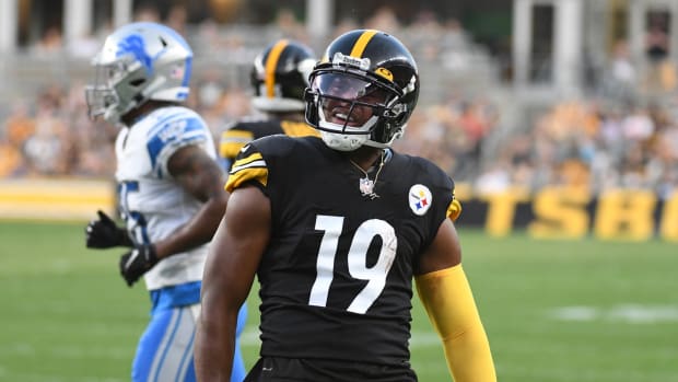 Aug 21, 2021; Pittsburgh, Pennsylvania, USA; Pittsburgh Steelers wide receiver JuJu Smith-Schuster (19) celebrates a first down during the first quarter against the Detroit Lions at Heinz Field. Mandatory Credit: Philip G. Pavely-USA TODAY Sports