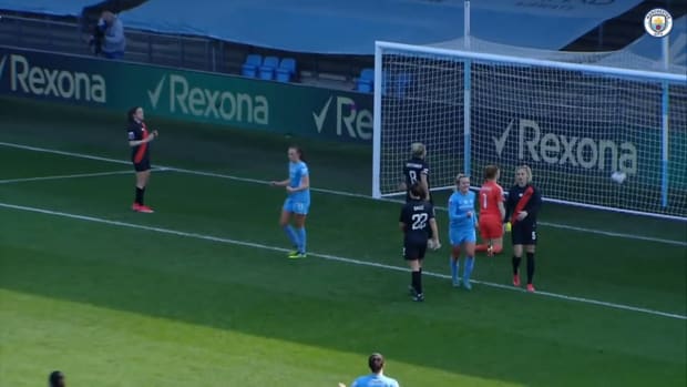 Weir's incredible goal helps City beat Everton Women