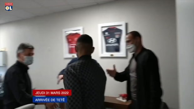 Behind the scenes of Tetê's first day at Lyon