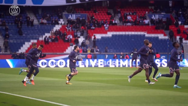 PSG win against Lorient behind the scenes