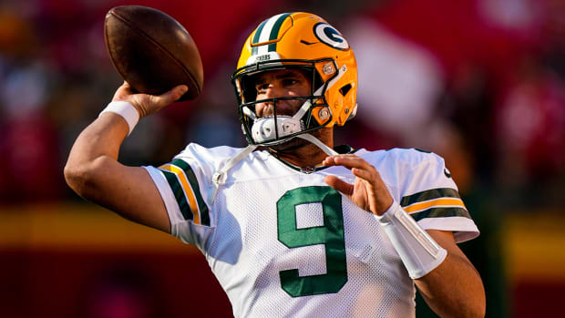 Blake Bortles throws a pass for the Packers.