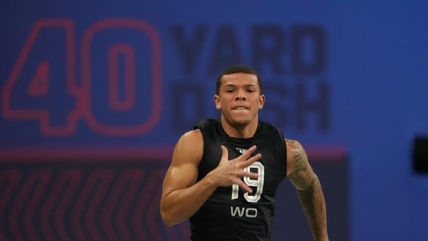Mar 3, 2022; Indianapolis, IN, USA; Western Michigan wide receiver Skyy Moore (WO19) runs the 40-yard dash during the 2022 NFL Scouting Combine at Lucas Oil Stadium.