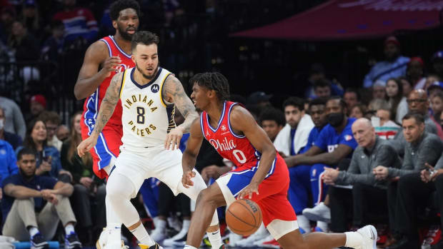 Indiana Pacers guard Gabe York made his NBA debut Saturday afternoon in Philadelphia.