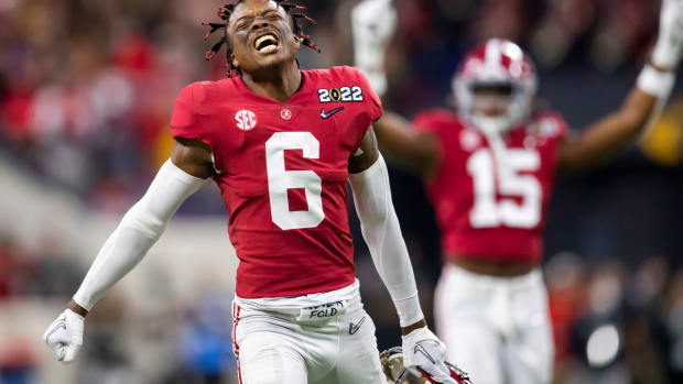 Alabama Crimson Tide defensive back Khyree Jackson (6) celebrates against the Georgia Bulldogs in the 2022 CFP college football national championship game at Lucas Oil Stadium.