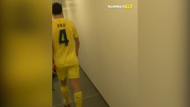 Villarreal players go crazy in the dressing room after knocking out Bayern
