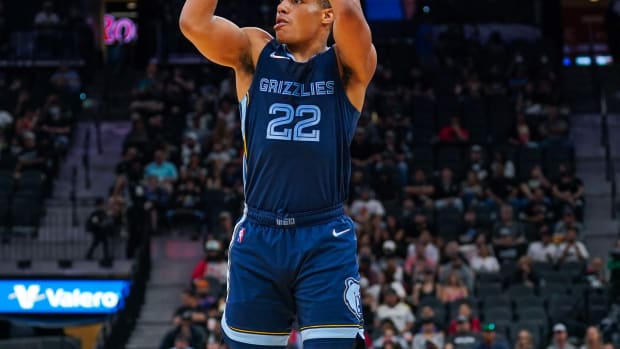 Mar 30, 2022; San Antonio, Texas, USA; Memphis Grizzlies guard Desmond Bane (22) shoots in the first half against the San Antonio Spurs at the AT&T Center.