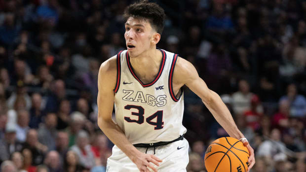 Gonzaga Bulldogs center Chet Holmgren (34) against the Saint Mary’s Gaels during the first half in the finals of the WCC Basketball Championships.