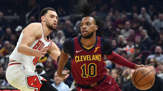 Cleveland Cavaliers guard Darius Garland (10) dribbles past Chicago Bulls guard Zach LaVine.