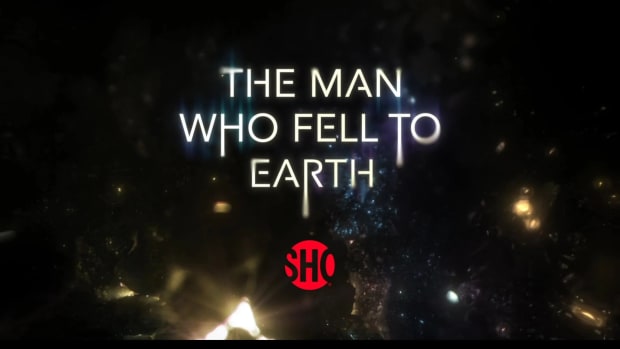 Title-Card-The-Man-Who-Fell-To-Earth-Season-1-Episode-1-Hallo-Spaceboy-Premiere