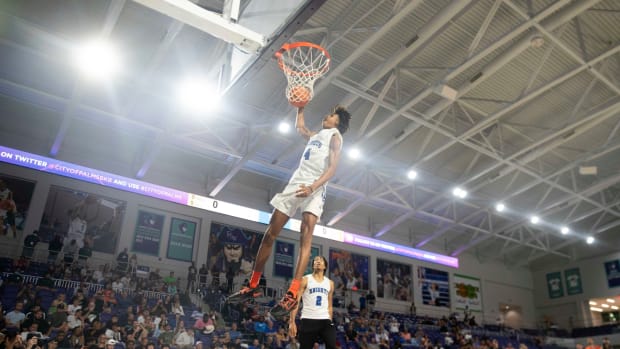 Gill St. Bernard’s Naasir Cunningham dunks during the 2021 City of Palms Classic Edison Bank SLAM DUNK Contest, Sunday, Dec. 19, 2021, at Suncoast Credit Union Arena in Fort Myers, Fla.Life Christian’s Hansel Enmanuel Donato (24) won the slam dunk contest. City of Palms Classic dunk contest