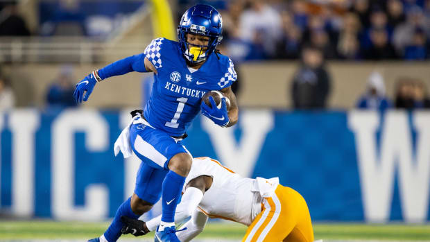 Nov 6, 2021; Lexington, Kentucky, USA; Kentucky Wildcats wide receiver Wan'Dale Robinson (1) runs the ball during the second quarter against the Tennessee Volunteers at Kroger Field. Mandatory Credit: Jordan Prather-USA TODAY Sports