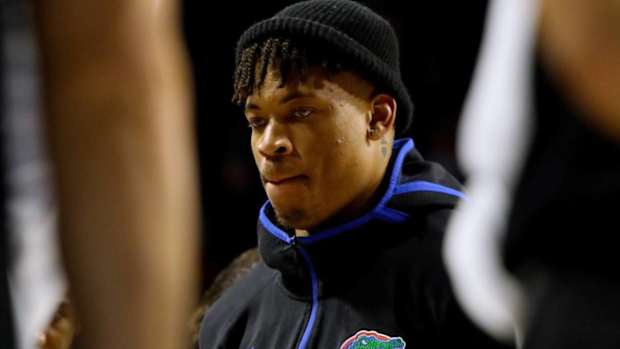 Florida Gator forward Keyontae Johnson (11) listens in the player huddle during a exhibition basketball game between the Florida Gators and Embry-Riddle at the Exactech Arena, in Gainesville Nov. 1, 2021. The Gators got off to a slow start, but hot shooting in the second half lead to a 80-57 win for UF. Flgai 110121 Ufbasketballvs Embryriddle919 (Brad McClenny/The Gainesville Sun/USA TODAY NETWORK)