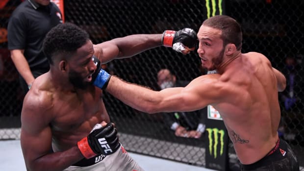 neil-magny-anthony-rocco-martin-ufc-250