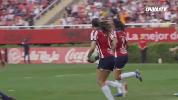 Pitchside: Chivas Femenil epic comeback vs Pumas to reach the semi-finals