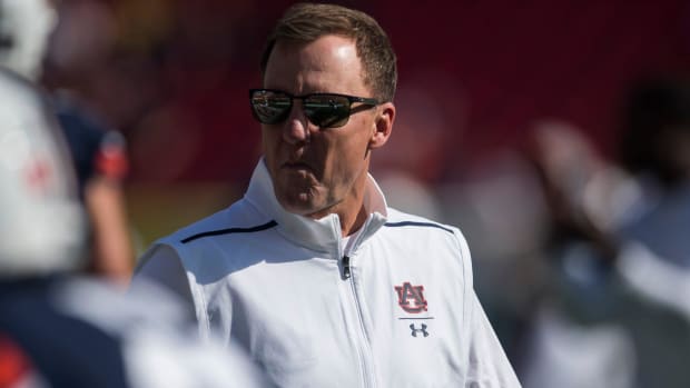 Auburn offensive coordinator Chad Morris during warm ups before the Outback Bowl at Raymond James Stadium in Tampa, Fla., on Wednesday, Jan. 1, 2020.