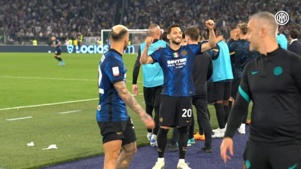 Inter players' reactions to Coppa Italia triumph 