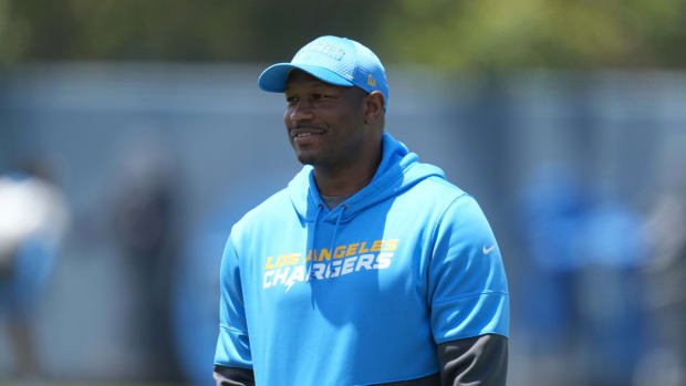 Jun 1, 2021; Costa Mesa, CA, USA; Los Angeles Chargers defensive coordinator Renaldo Hill during organized team activities at Hoag Performance Center. Mandatory Credit: Kirby Lee-USA TODAY Sports