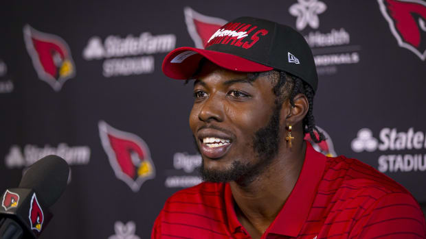 Myjai Sanders, one of the newest draft picks for the Arizona Cardinals, speaks about the inspiration of his late sister during a press conference held at the Dignity Health Arizona Cardinals Training Center in Tempe on May 12, 2022. Az Cardinals 2022 Draft Choices 04